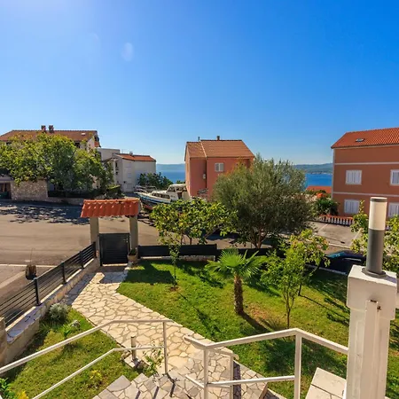 Nina * Crikvenica