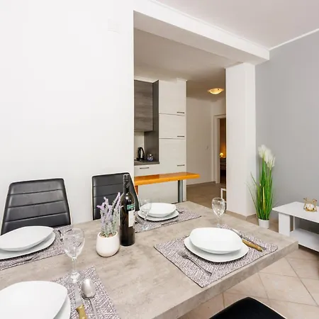 Apartment Nina Crikvenica