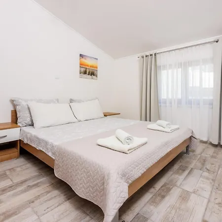 Nina Apartament Crikvenica